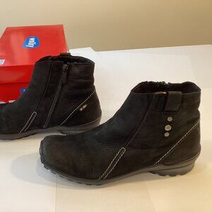 Wolky Zion Waterproof 41 Black Nubuck 1735